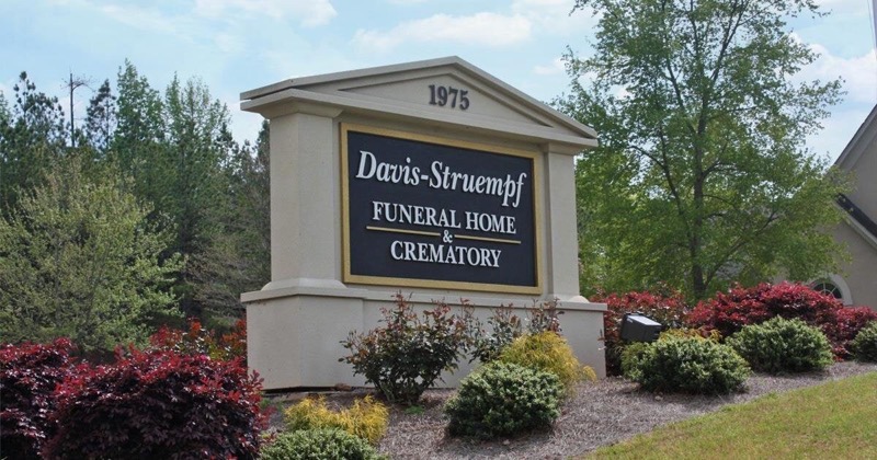 Davis-Struempf Funeral Home & Crematory
